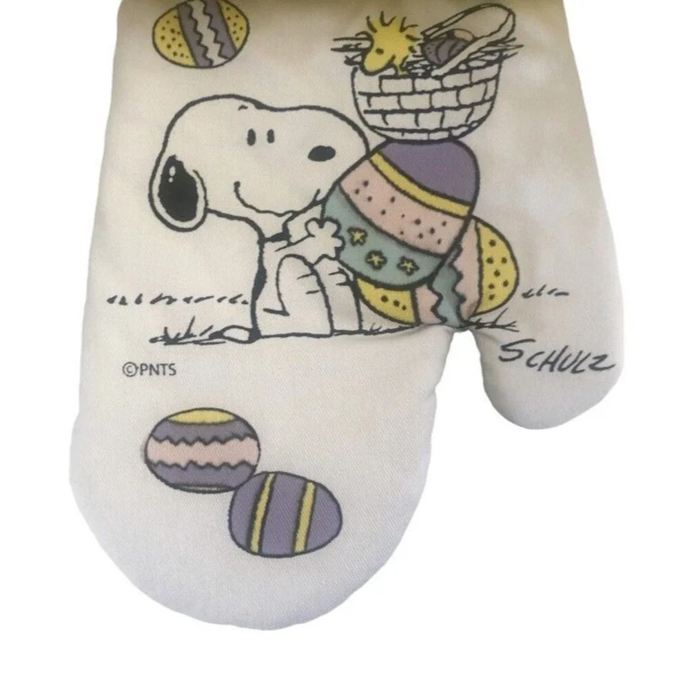 Happy Easter Set of 2 Peanuts Snoopy Woodstock Oven Mitts Potholder Colored Eggs